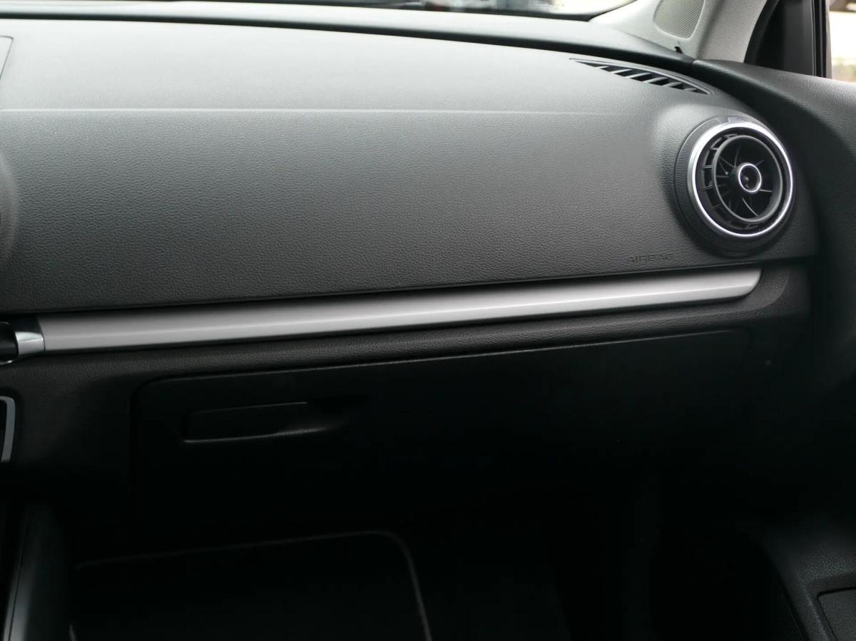 audi-a3-sportback-2015-diesel-1598cc