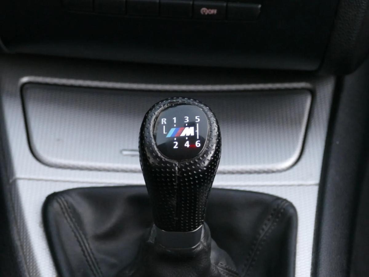 bmw-serie-1-118d-coupe-2013-diesel-1995cc