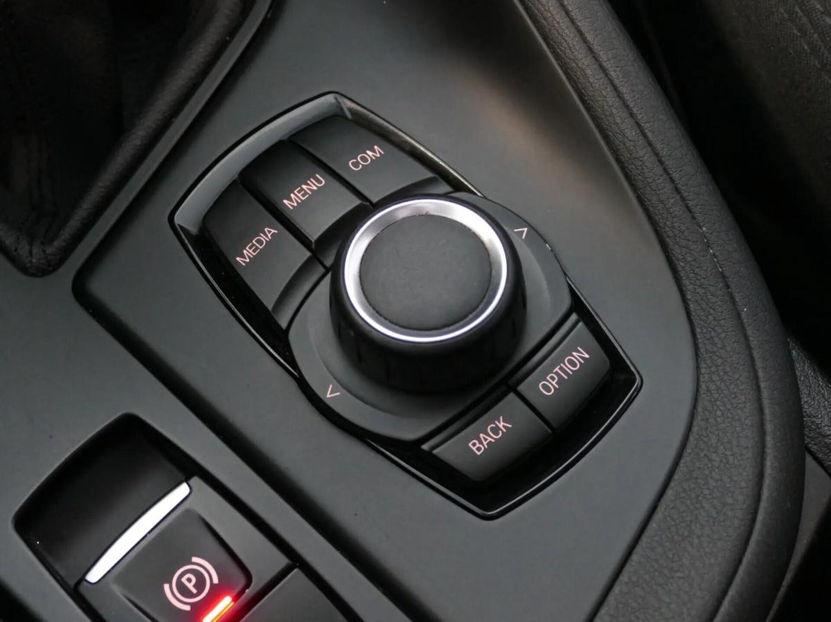 bmw-x1-sdrive16d-2018-diesel-1496cc