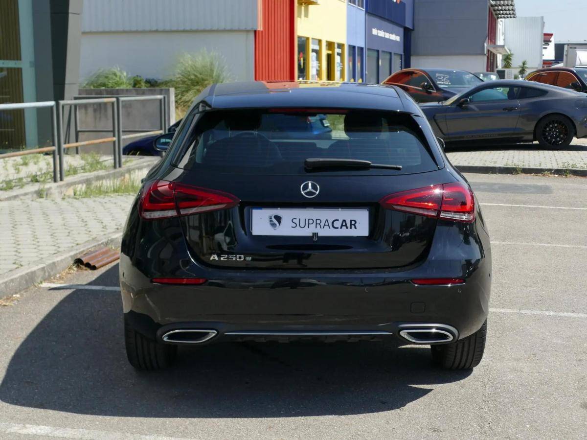 mercedes-benz-classe-a-2021-hibrido-a-gasolina-1332cc