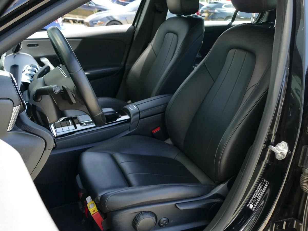 mercedes-benz-classe-a-2021-hibrido-a-gasolina-1332cc