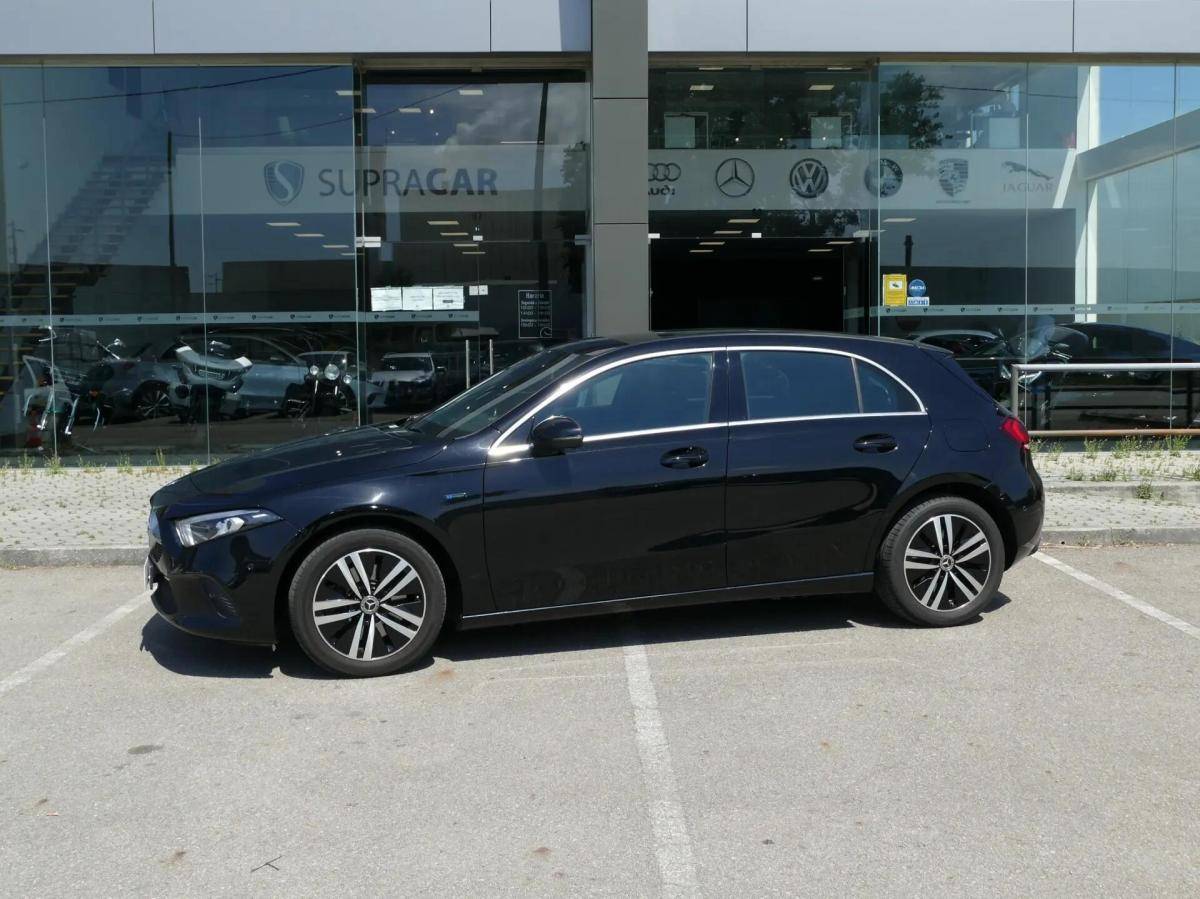 mercedes-benz-classe-a-2021-hibrido-a-gasolina-1332cc