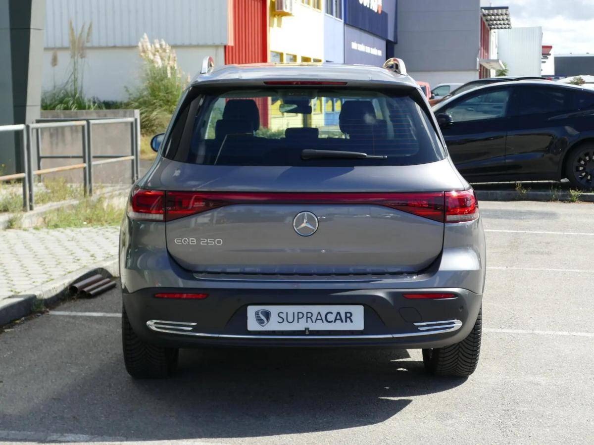 mercedes-benz-eqb-2022-eletrico-0cc