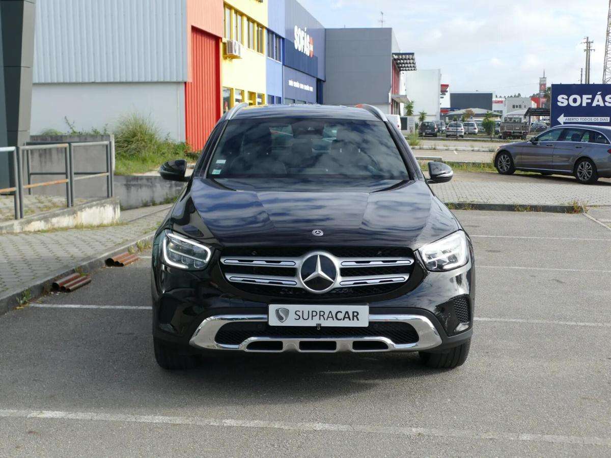 mercedes-benz-glc-220-d-4matic-2020-diesel-1950cc