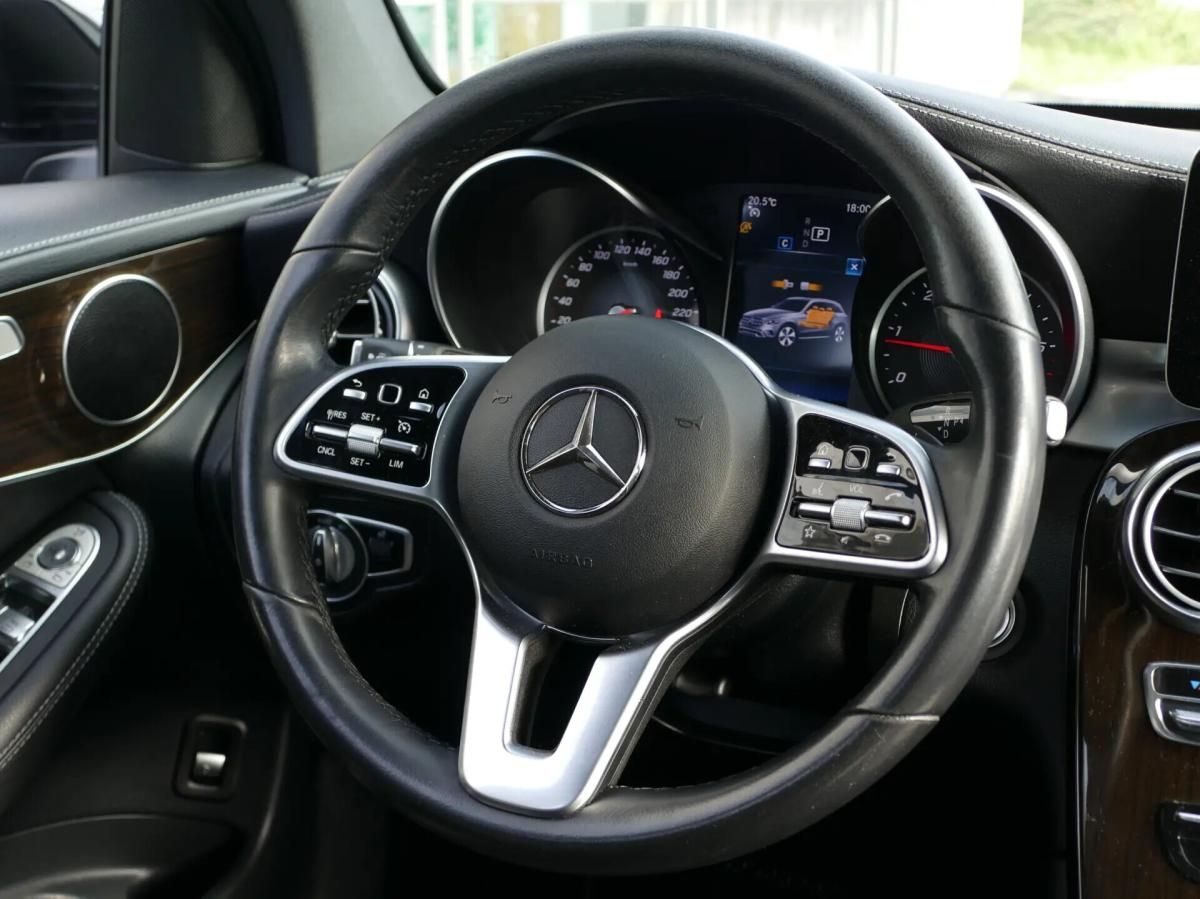 mercedes-benz-glc-220-d-4matic-2020-diesel-1950cc