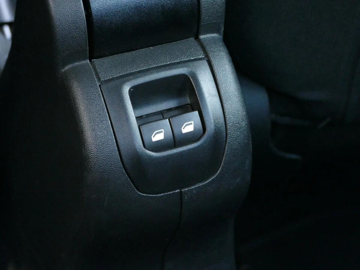 citroen-c-elysee-2019-gasolina-1199cc