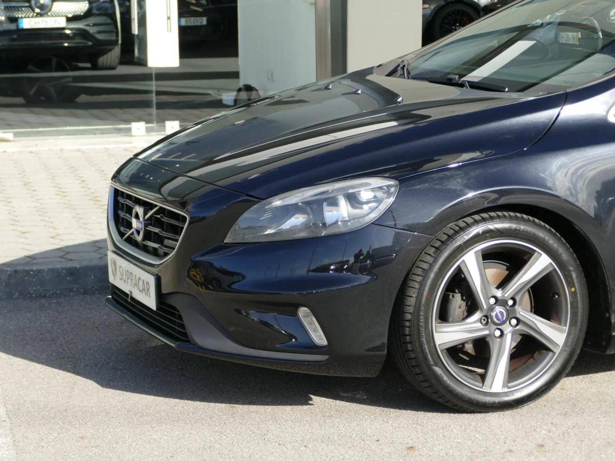 volvo-v40-2014-diesel-1560cc