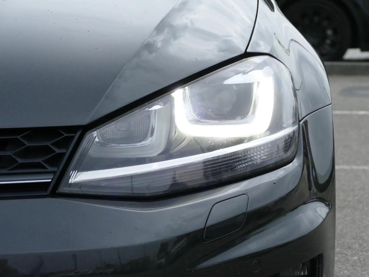 volkswagen-golf-variant-2016-diesel-1968cc