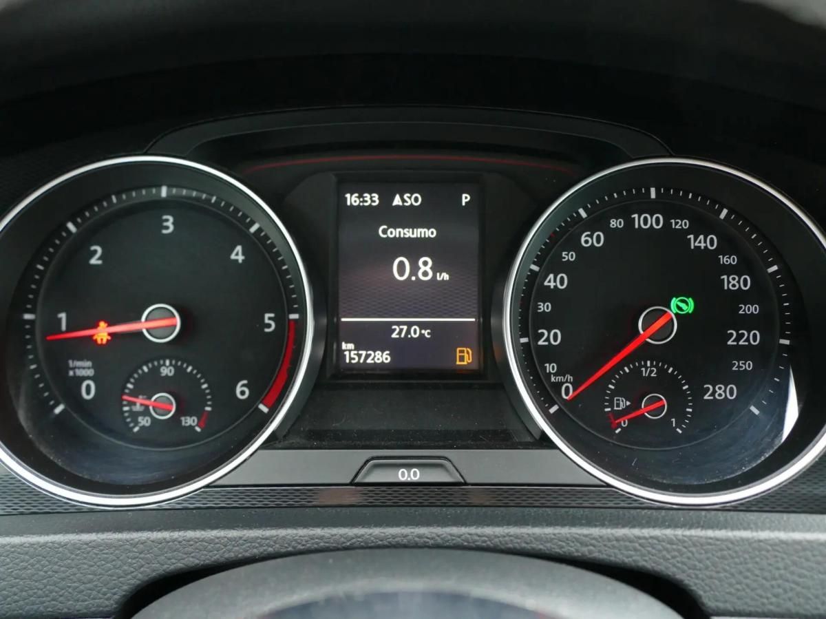 volkswagen-golf-variant-2016-diesel-1968cc