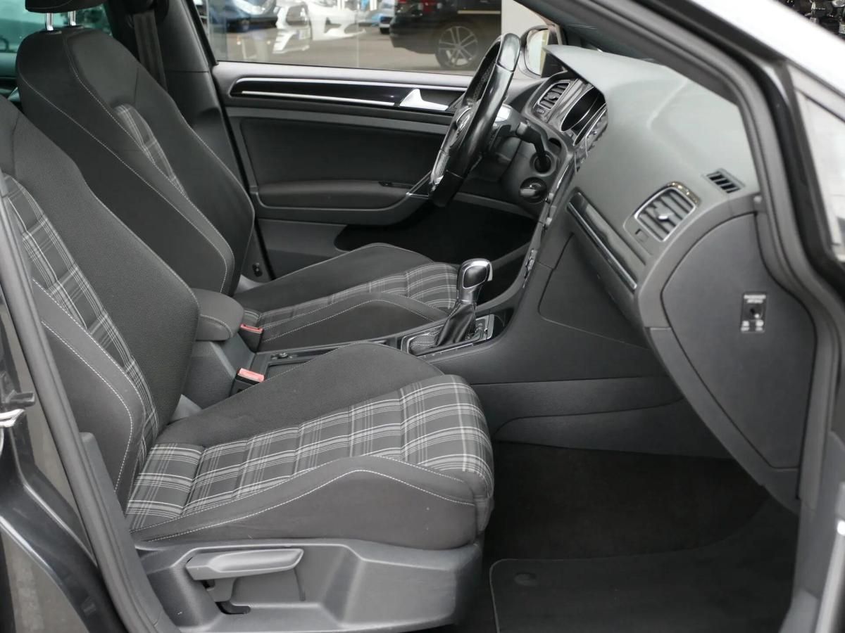 volkswagen-golf-variant-2016-diesel-1968cc