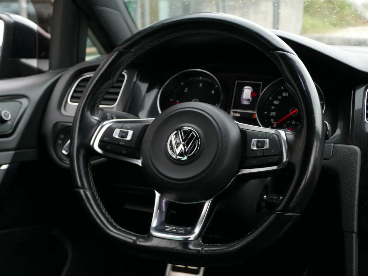 volkswagen-golf-variant-2016-diesel-1968cc