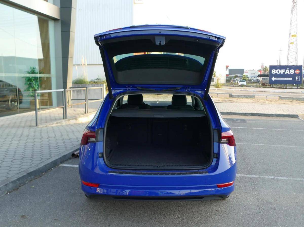 skoda-octavia-2021-hibrido-a-gasolina-1395cc