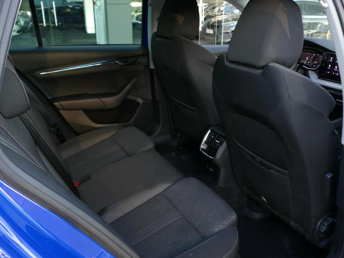 skoda-octavia-2021-hibrido-a-gasolina-1395cc