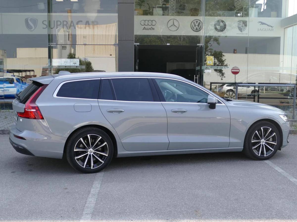 volvo-v60-2023-hibrido-a-gasolina-1969cc