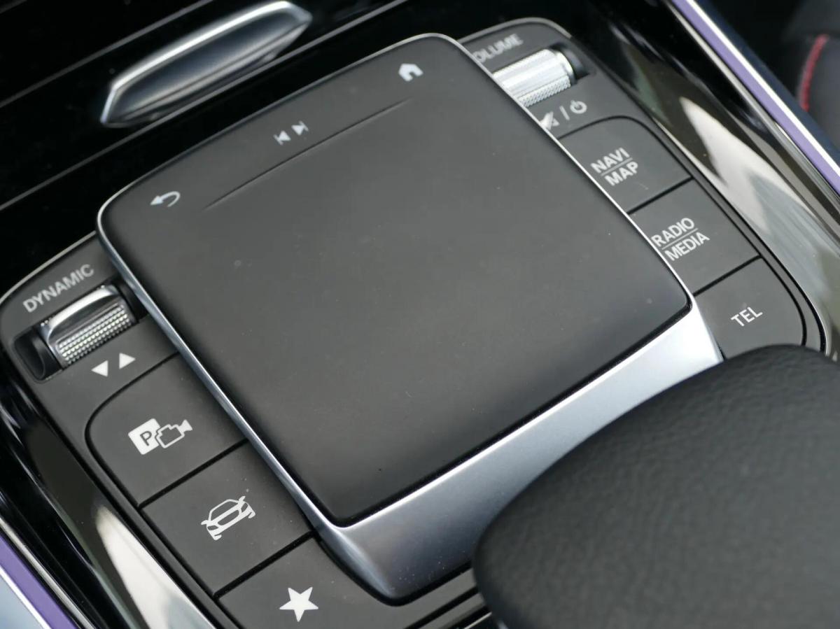 mercedes-benz-eqa-2022-eletrico-0cc