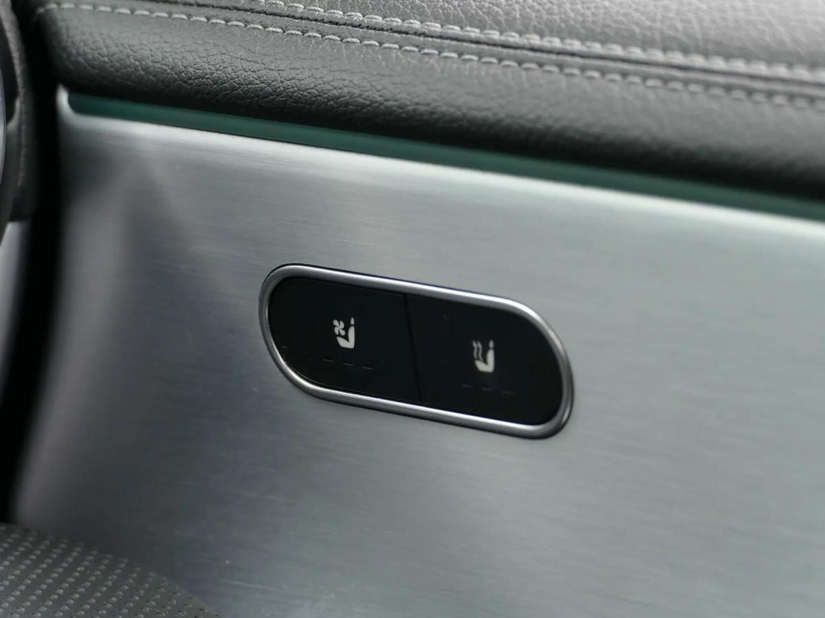 mercedes-benz-cla-250e-2022-hibrido-a-gasolina-1332cc