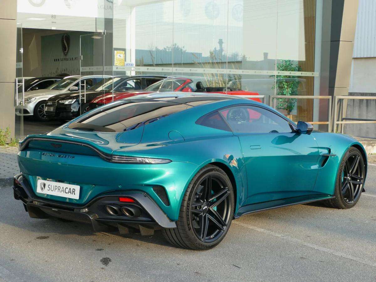 aston-martin-vantage-coupe-2024-gasolina-3982cc