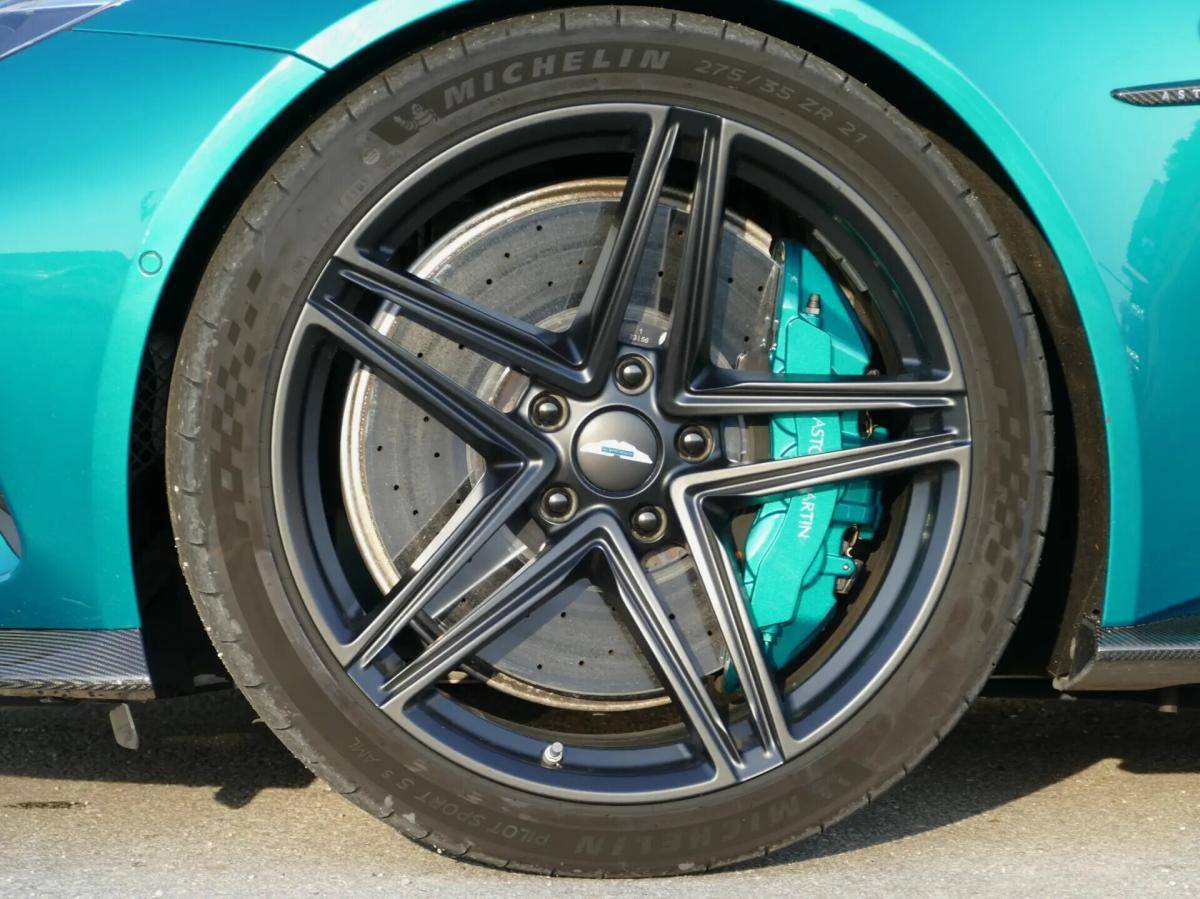 aston-martin-vantage-coupe-2024-gasolina-3982cc