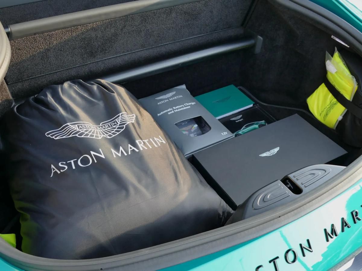 aston-martin-vantage-coupe-2024-gasolina-3982cc