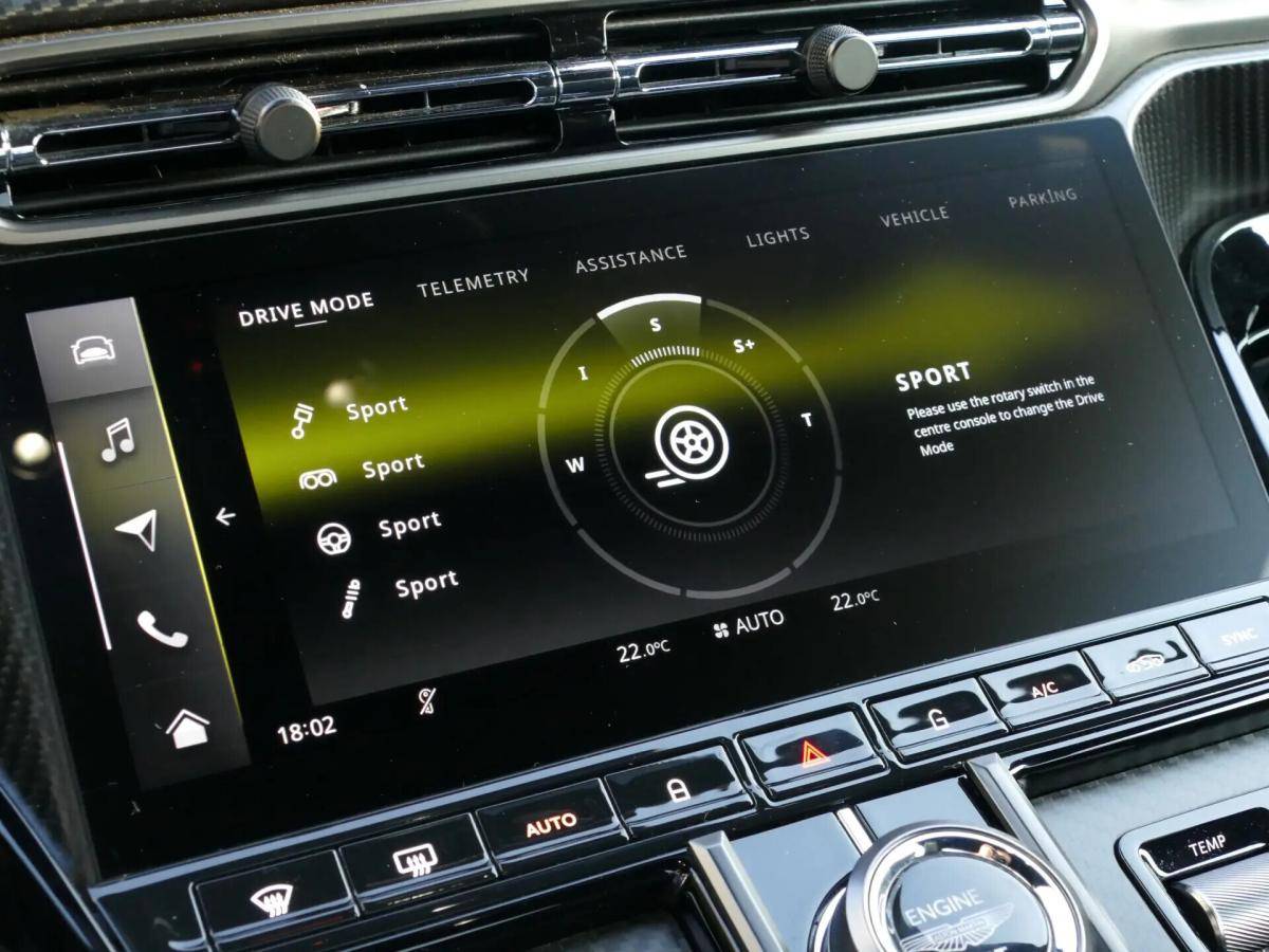 aston-martin-vantage-coupe-2024-gasolina-3982cc