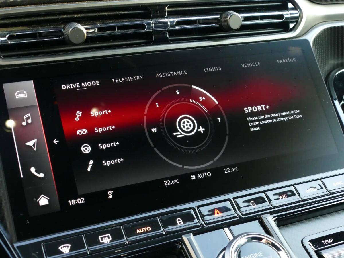 aston-martin-vantage-coupe-2024-gasolina-3982cc