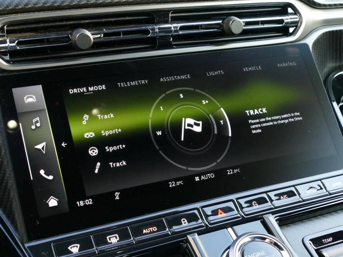 aston-martin-vantage-coupe-2024-gasolina-3982cc