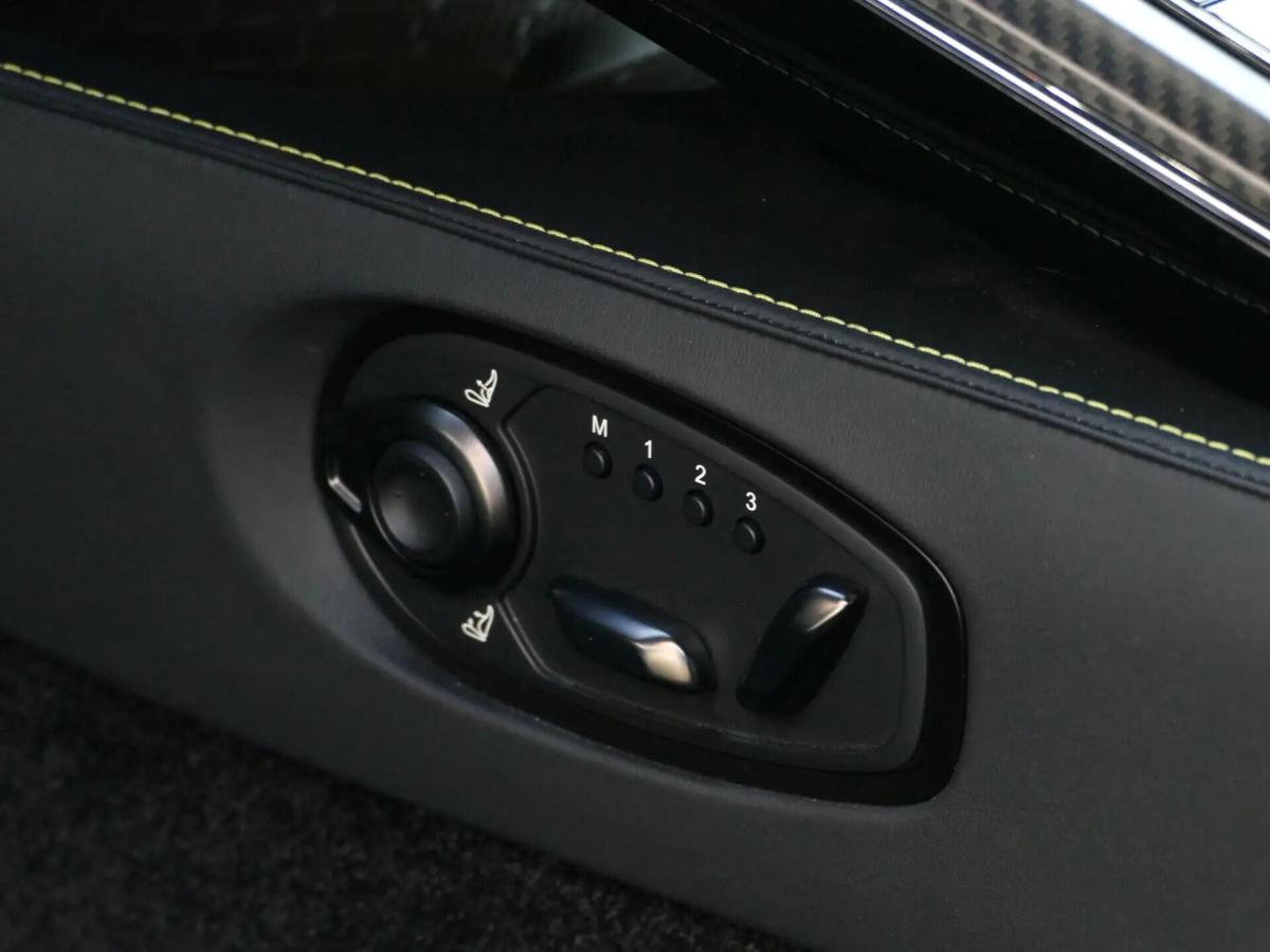 aston-martin-vantage-coupe-2024-gasolina-3982cc