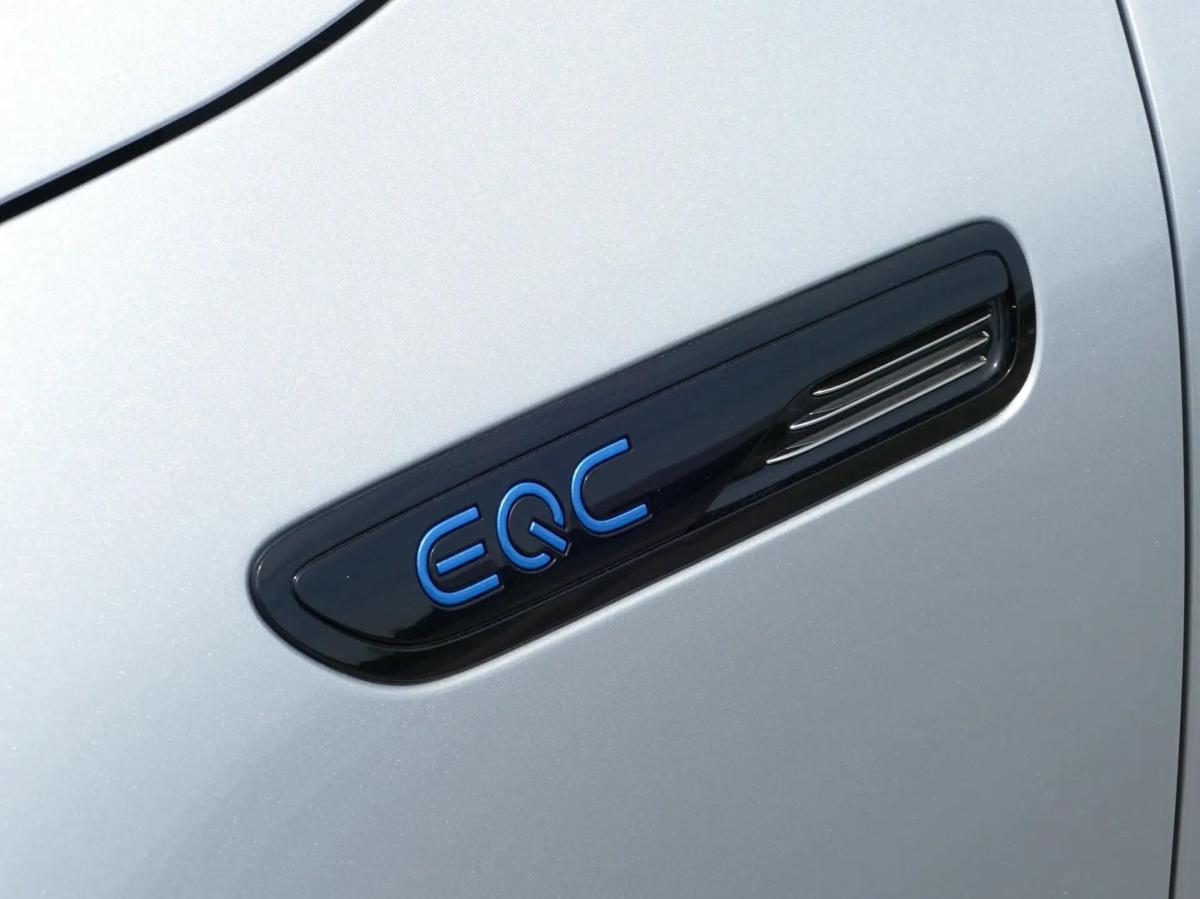 mercedes-benz-eqc-400-4matic-2020-eletrico-0cc