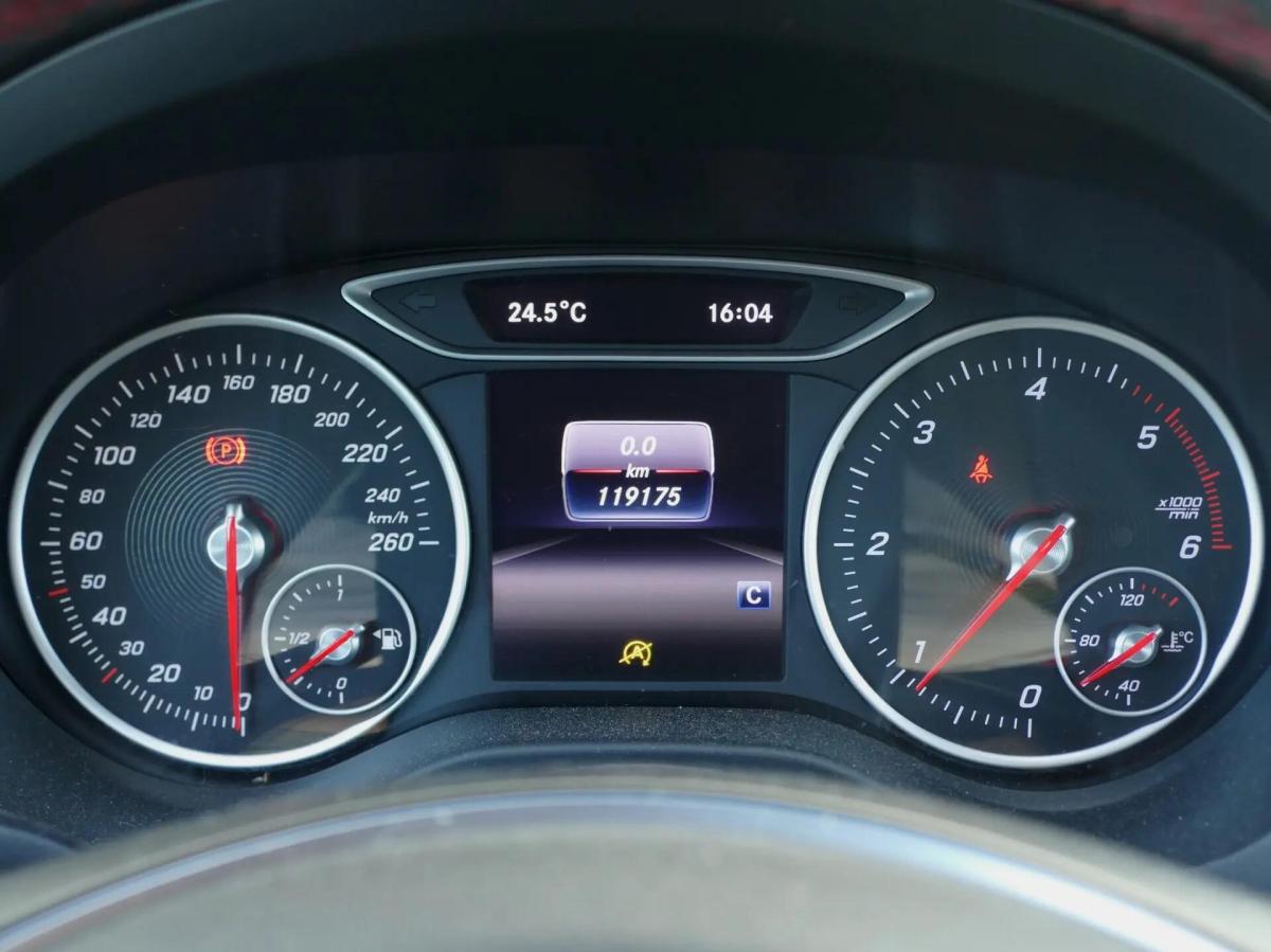 mercedes-benz-classe-a-2018-diesel-1461cc
