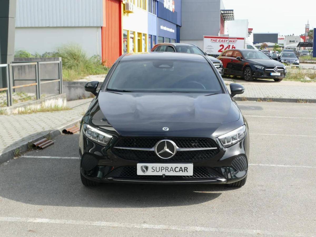 mercedes-benz-classe-a-2023-hibrido-a-gasolina-1332cc