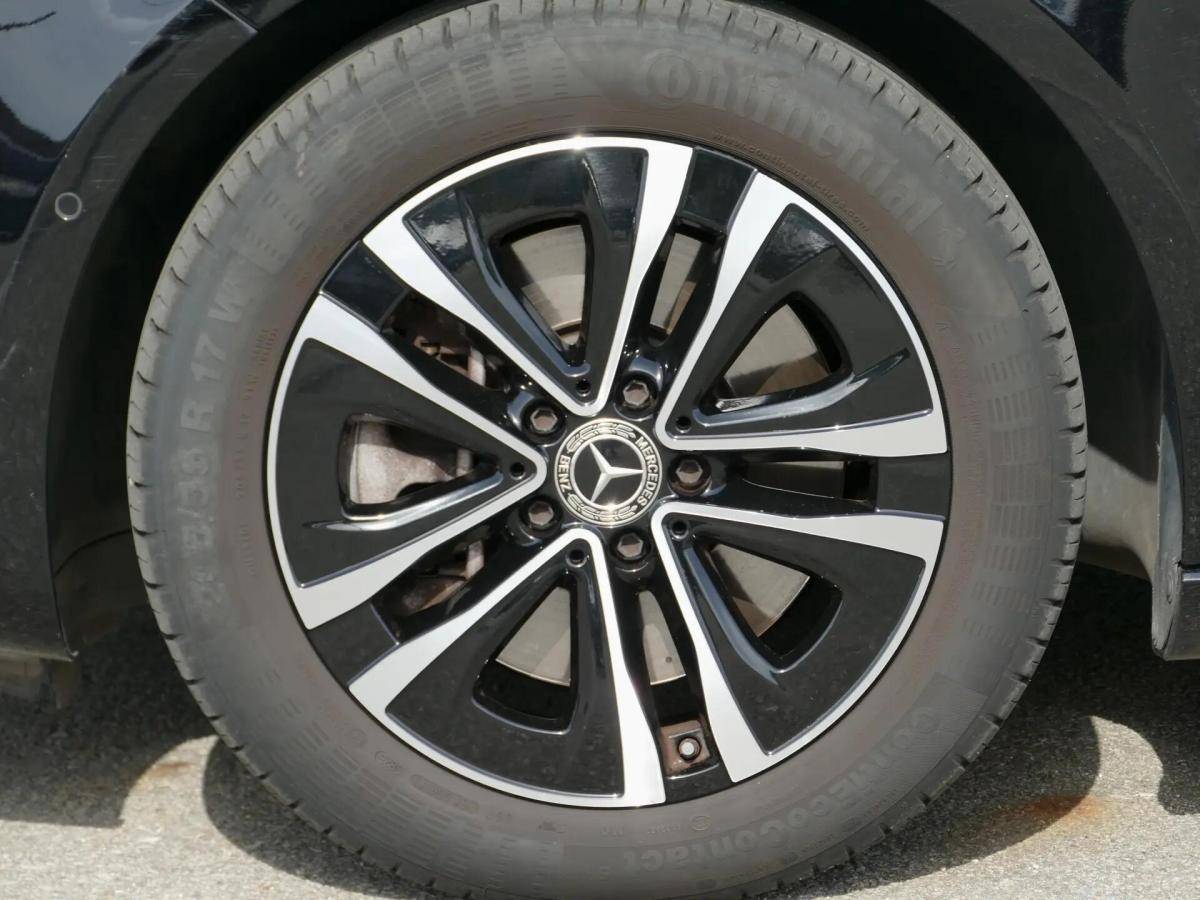 mercedes-benz-classe-a-2023-hibrido-a-gasolina-1332cc