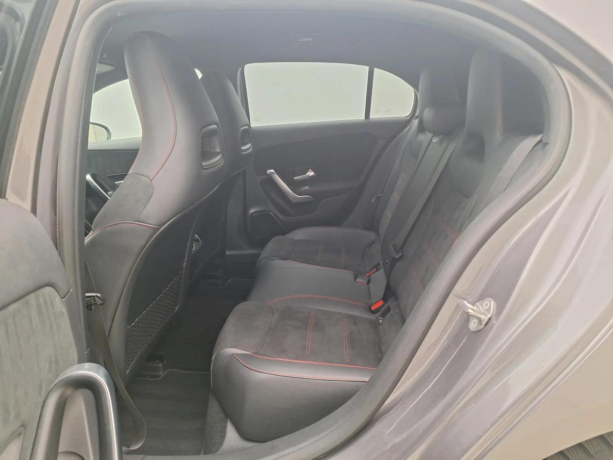 mercedes-benz-classe-a-2022-hibrido-a-gasolina-1332cc