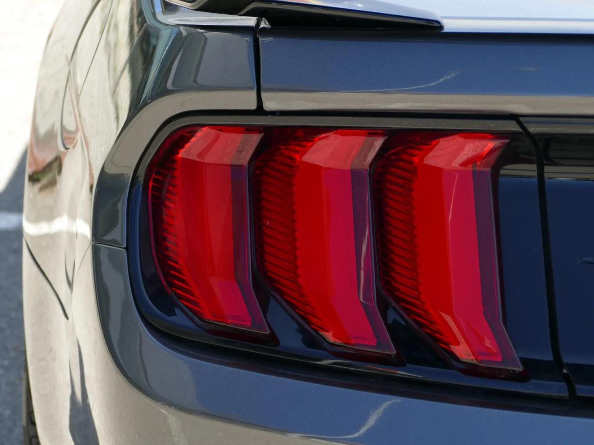 ford-mustang-2019-gasolina-5038cc