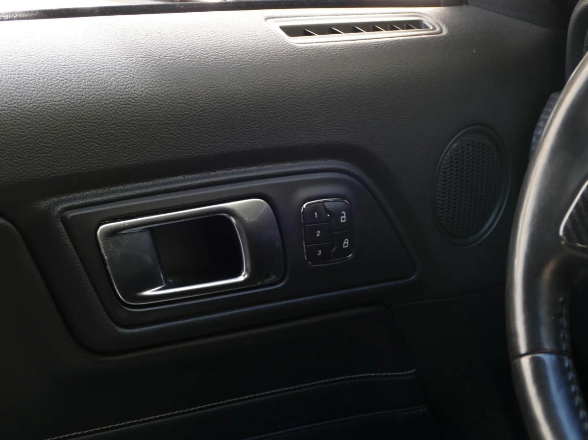 ford-mustang-2019-gasolina-5038cc
