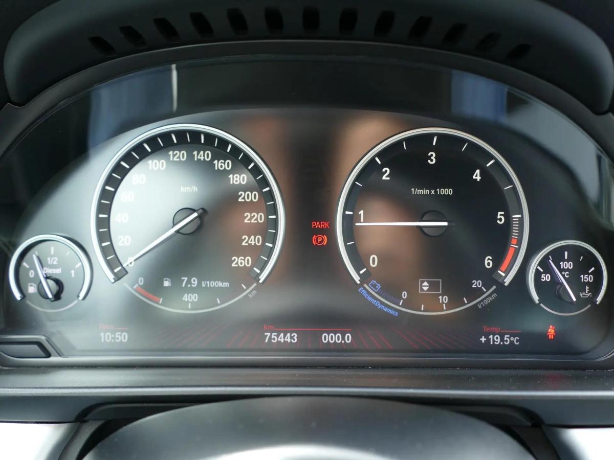 bmw-serie-5-525d-touring-2012-diesel-1995cc