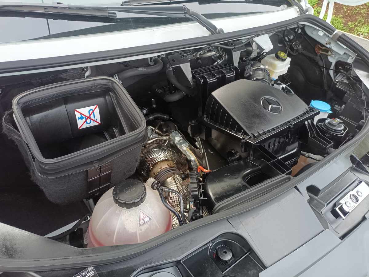 mercedes-benz-sprinter-315-cdi-2022-diesel-1950cc