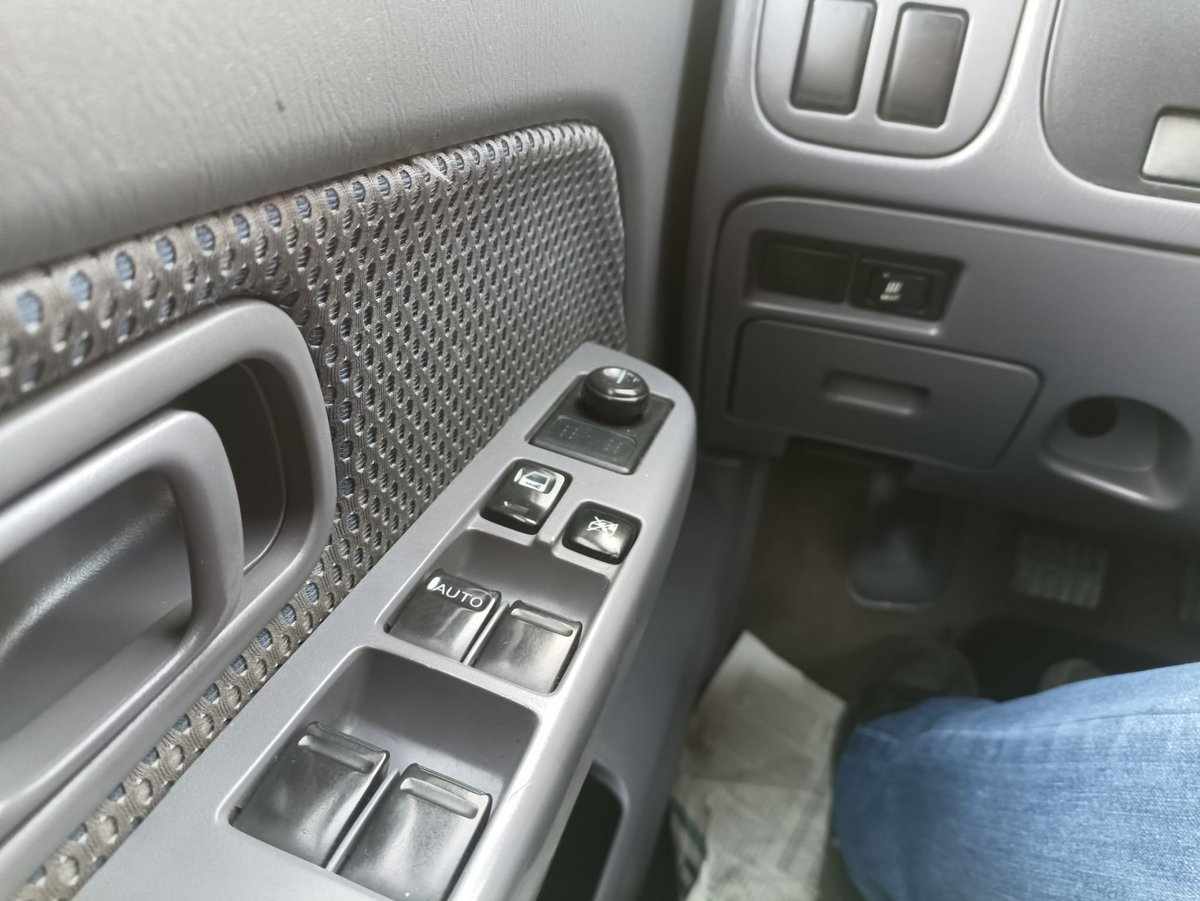 nissan-navara-3-0-dci-2003-diesel-2953cc