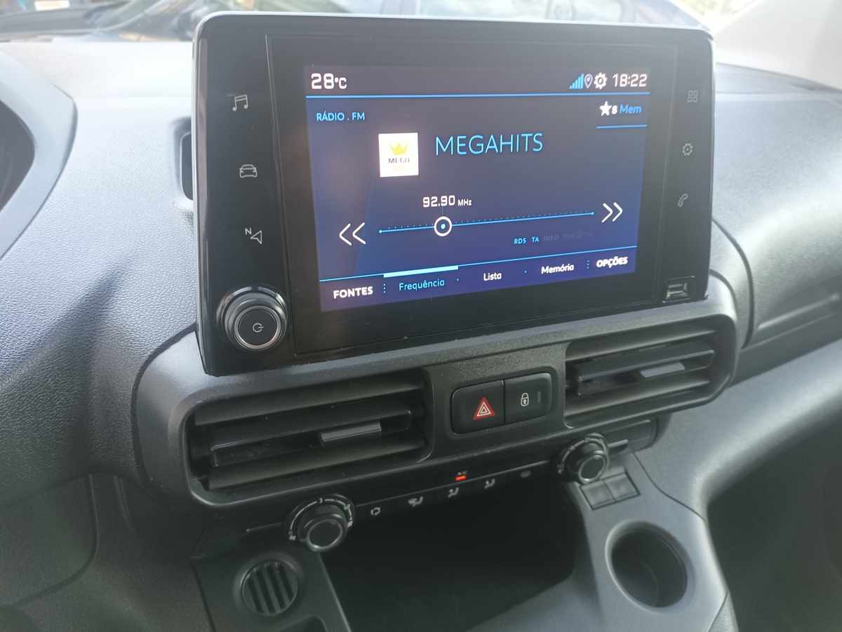 peugeot-partner-1-5-bluehdi-2023-diesel-1499cc