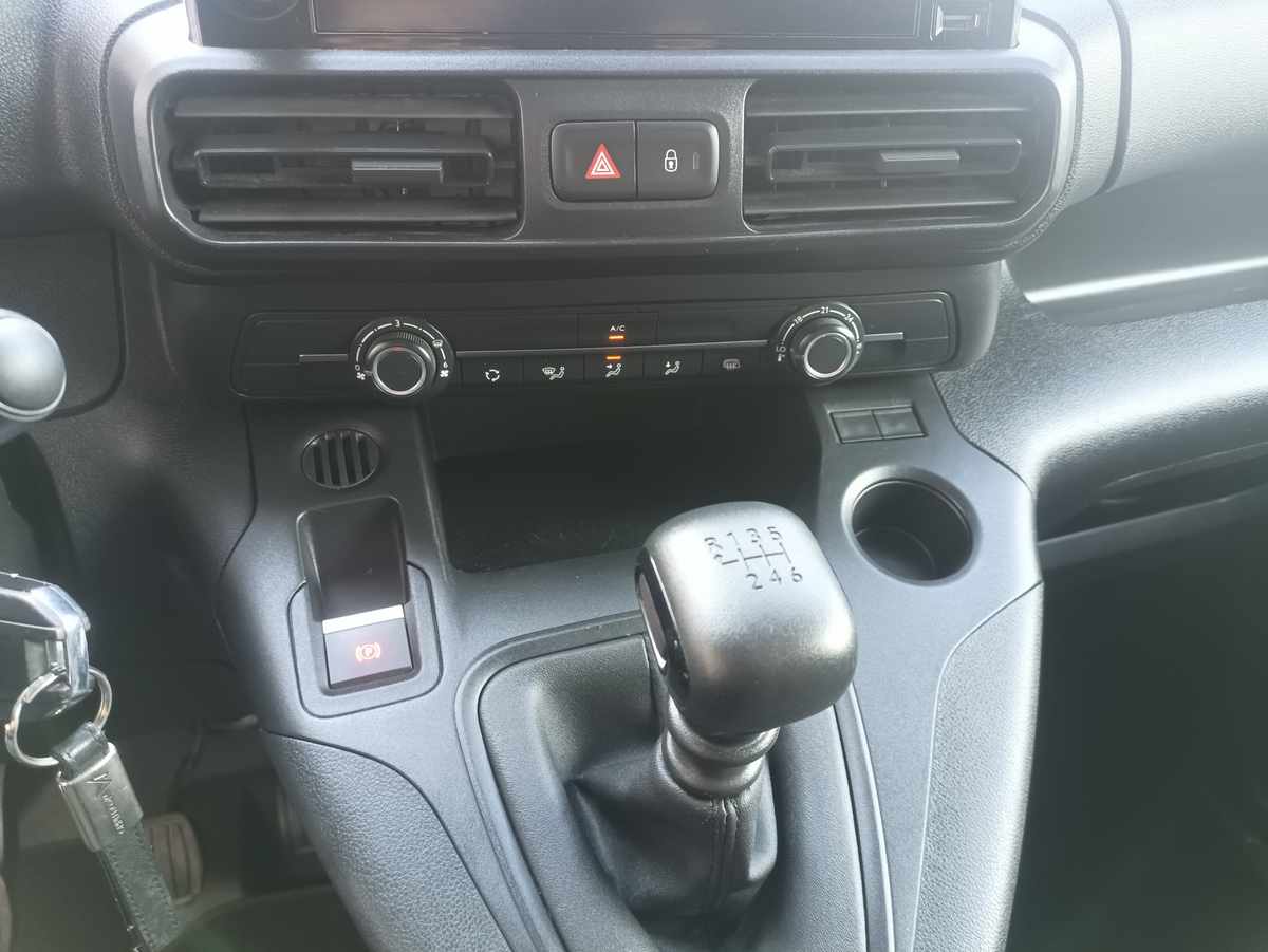 peugeot-partner-1-5-bluehdi-2023-diesel-1499cc