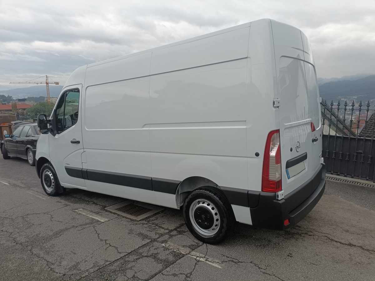 opel-movano-2-3-136cv-2021-diesel-2299cc