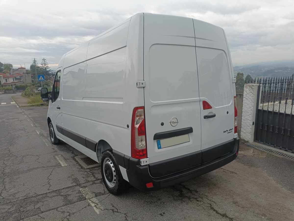 opel-movano-2-3-136cv-2021-diesel-2299cc