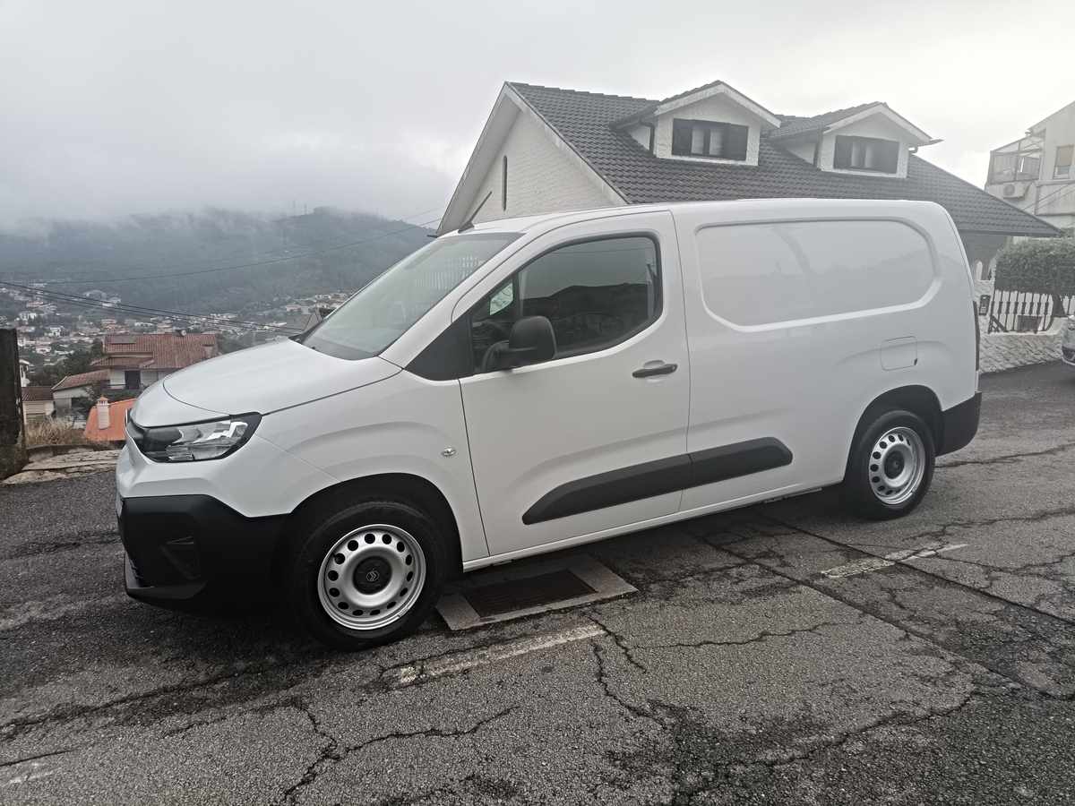 citroen-berlingo-1-5-bluehdi-2025-diesel-1499cc
