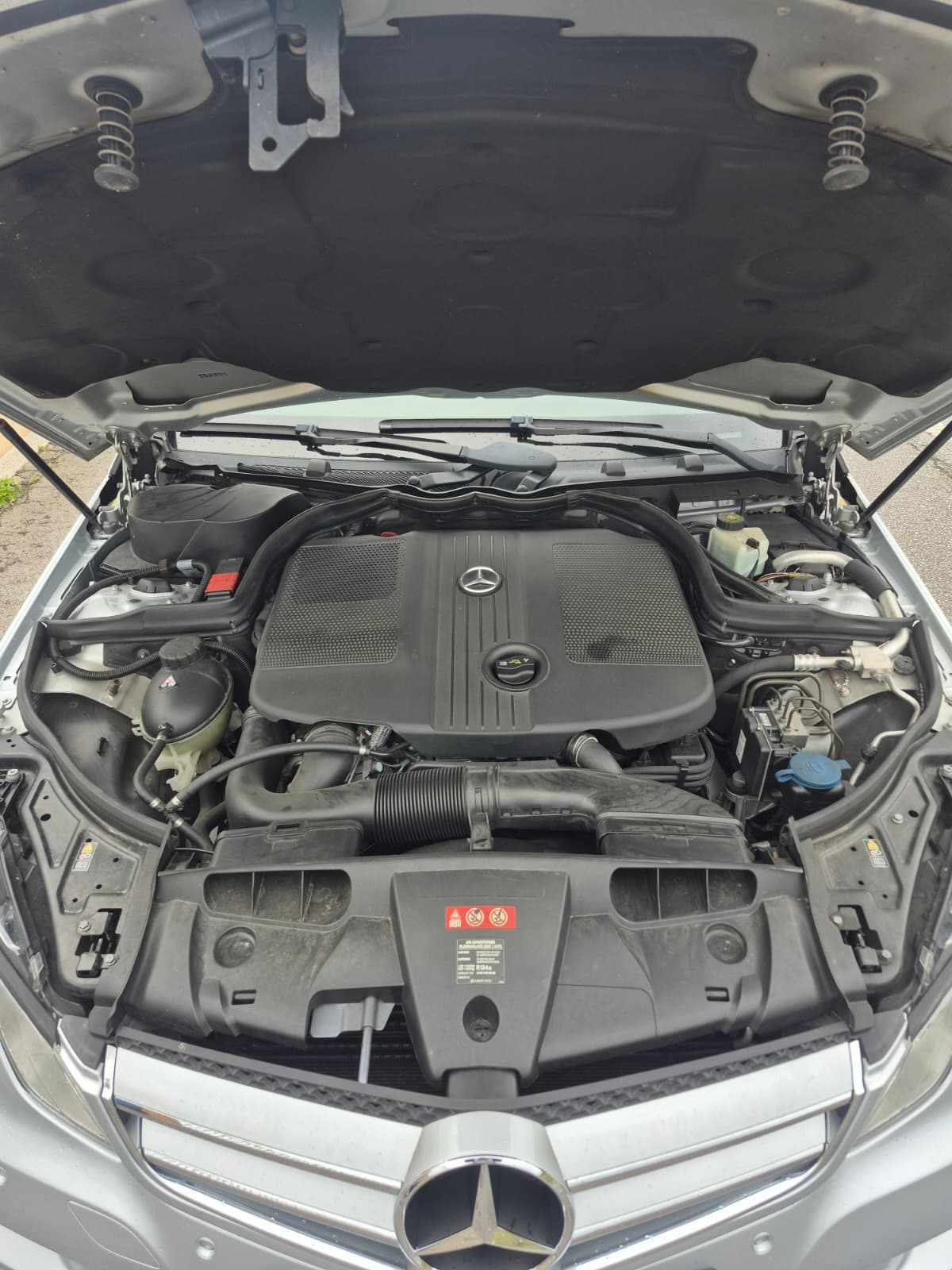 mercedes-benz-classe-e-e-250-cdi-blueefficiency-2011-diesel-2143cc