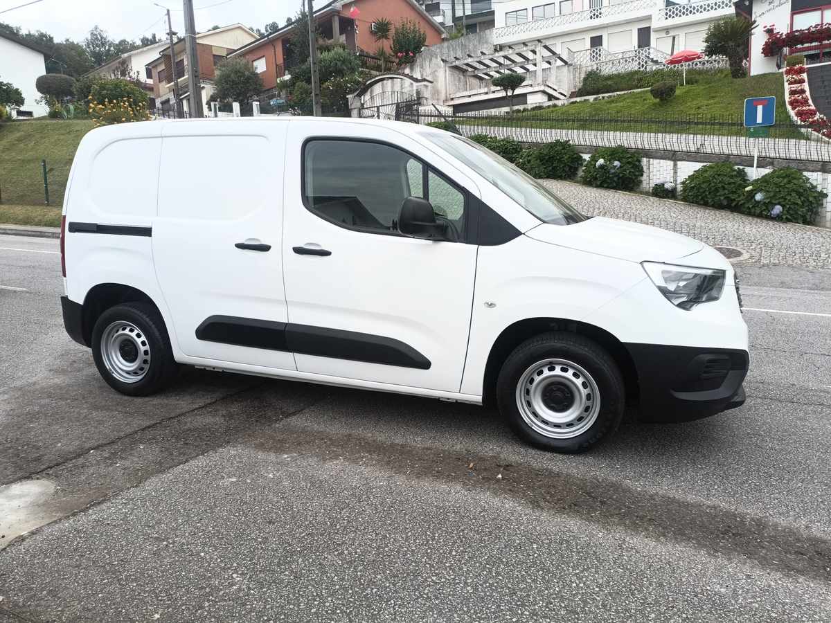 opel-combo-1-5-bluehdi-l2-2021-diesel-1499cc