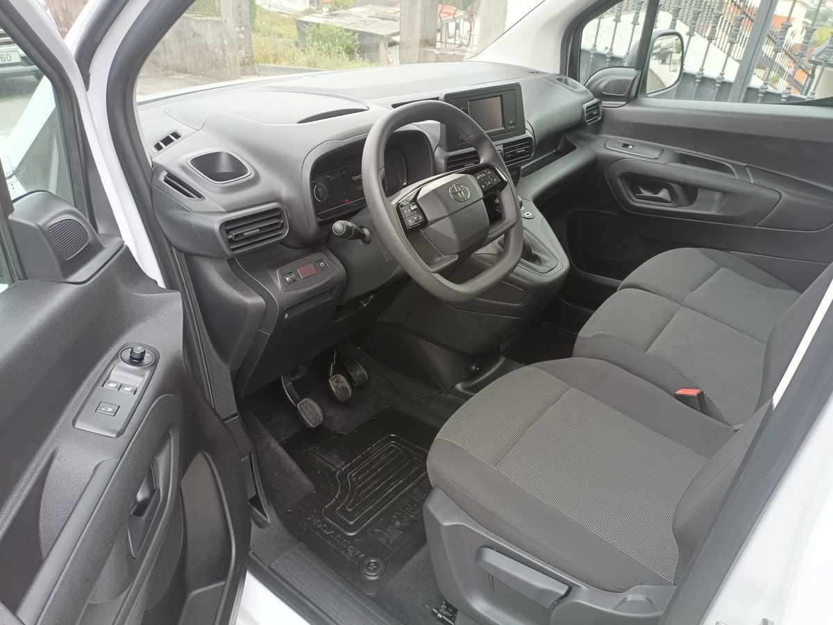 toyota-proace-city-1-5d-adblue-2024-diesel-1499cc