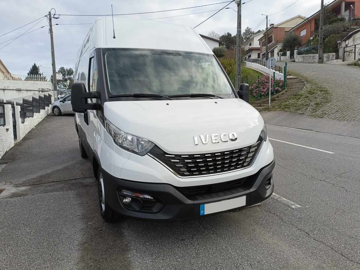 iveco-daily-2-3-136cv-2020-diesel-2287cc