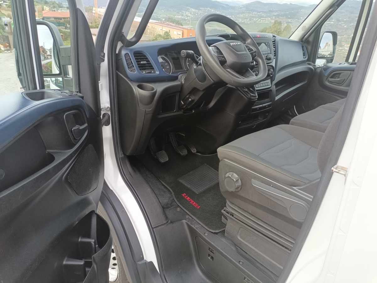 iveco-daily-2-3-136cv-2020-diesel-2287cc