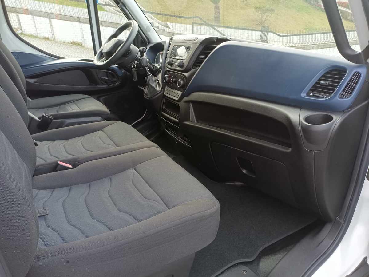 iveco-daily-2-3-136cv-2020-diesel-2287cc