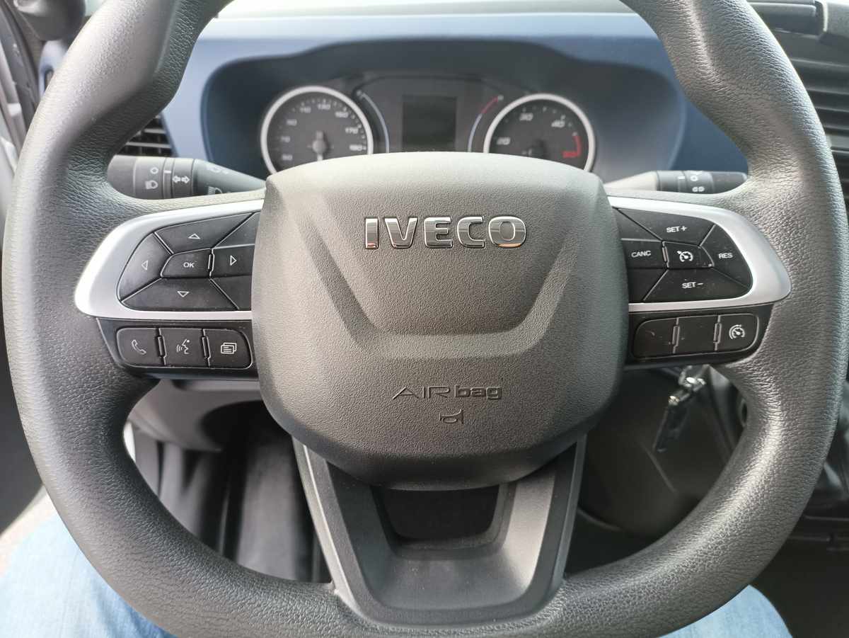 iveco-daily-2-3-136cv-2020-diesel-2287cc