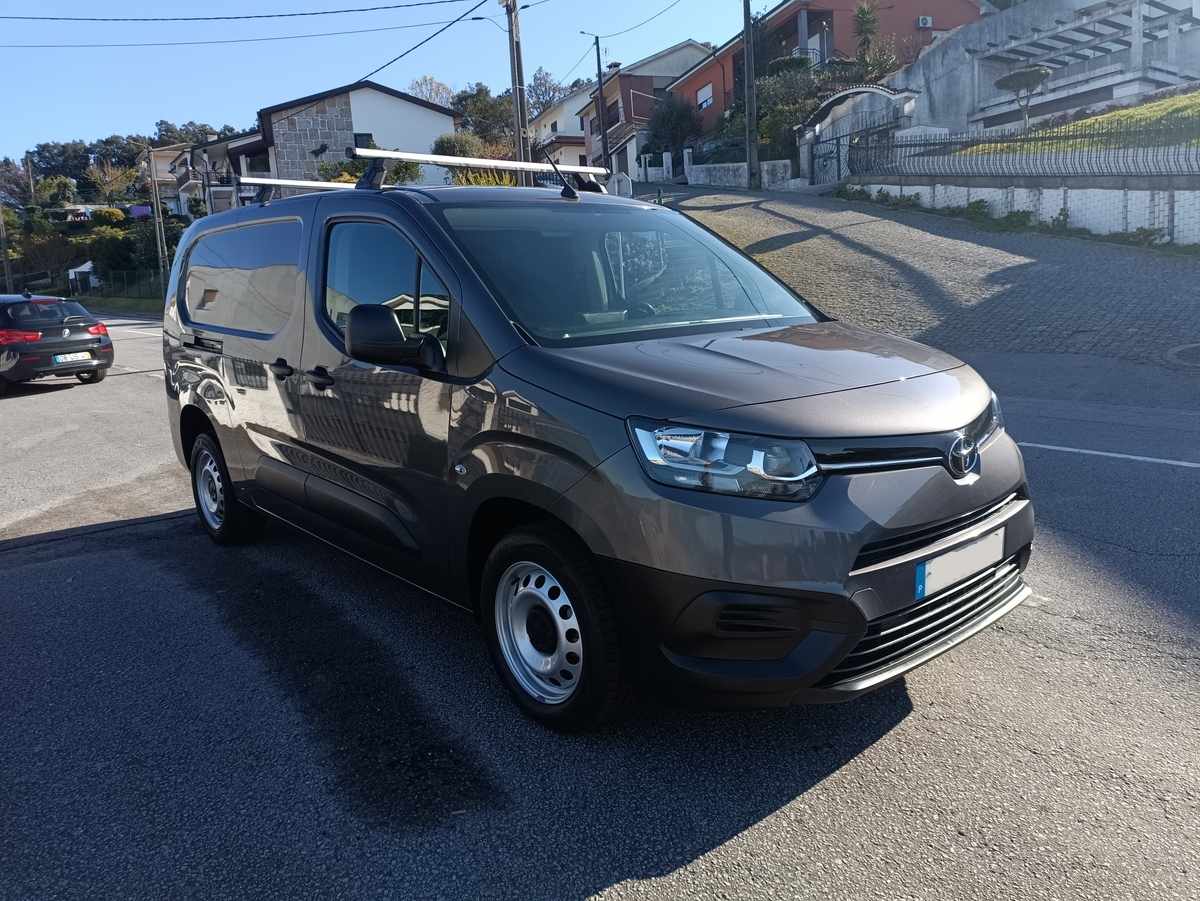 toyota-proace-city-1-5d-adblue-2024-diesel-1499cc